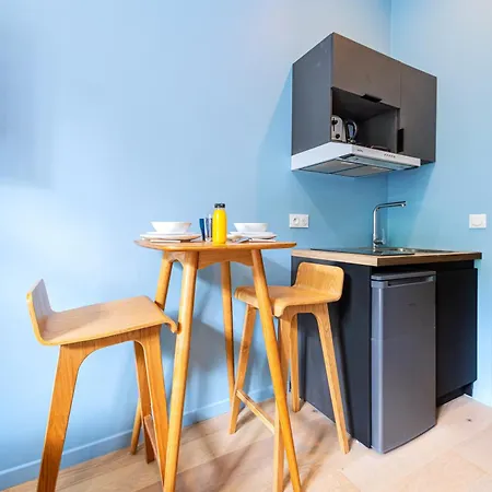 Air-conditioned & Fully Equipped In 17 Parigi